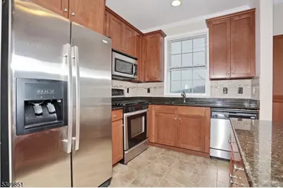 6107 Brookhaven Ct, Riverdale, NJ 07457 - Photo 11