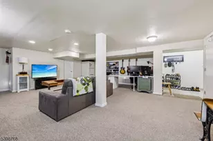 133 Easedale Rd, Wayne Twp., NJ 07470 - Photo 29