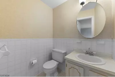 46 Dorchester Ct, Hillsborough Township, NJ 08844 - Photo 11