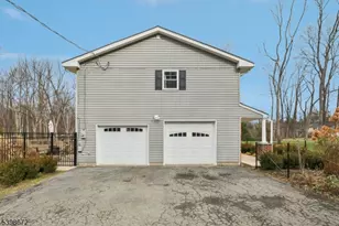 22 Cooper Ln, Chester, NJ 07930 - Photo 27