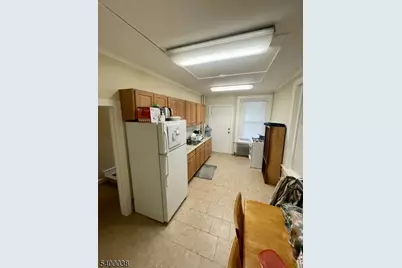 323 Valley Rd #2, West Orange Township, NJ 07052 - Photo 7