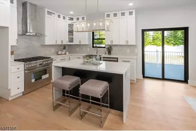 111 N Summit Ave, Chatham, NJ 07928 - Photo 11