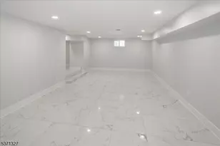 111 N Summit Ave, Chatham, NJ 07928 - Photo 35