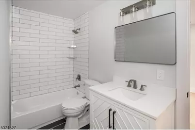 111 N Summit Ave, Chatham, NJ 07928 - Photo 27