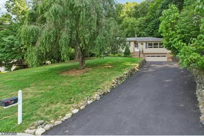 41 Dorothy Drive, North Haledon, NJ 07508 - Photo 25