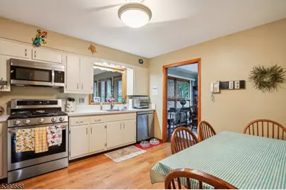 41 Dorothy Drive, North Haledon, NJ 07508 - Photo 11