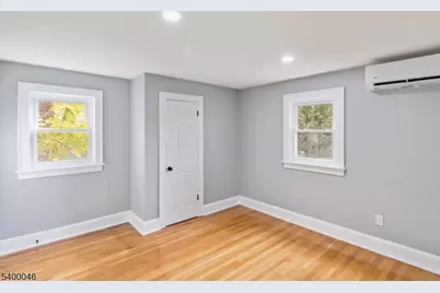 451 Sagamore Ave, Teaneck Township, NJ 07666 - Photo 15