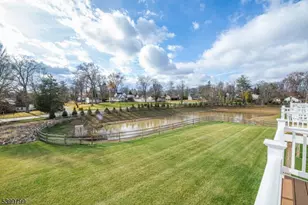 7 Dorchester Ln, East Hanover Township, NJ 07936 - Photo 5