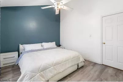 127 Stratford Dr, Nutley, NJ 07110 - Photo 17