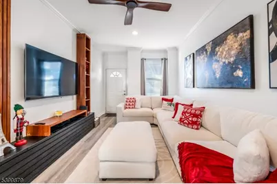 127 Stratford Dr, Nutley, NJ 07110 - Photo 3