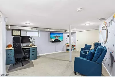 36 Wall St, Cranford Township, NJ 07016 - Photo 19