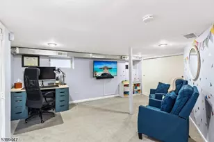 36 Wall St, Cranford Township, NJ 07016 - Photo 19