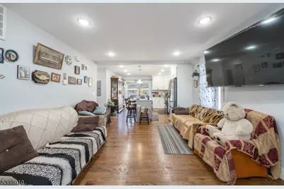 346 Tucker Ave, Union Township, NJ 07083 - Photo 3