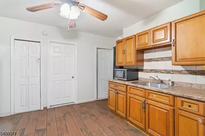 140 4th Ave, Newark, NJ 07104 - Photo 9