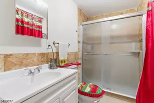 140 4th Ave, Newark, NJ 07104 - Photo 7