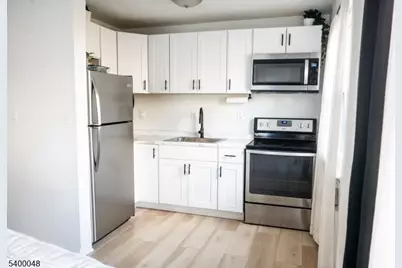300 Wilson Rd #24D, Springfield Twp., NJ 07081 - Photo 5