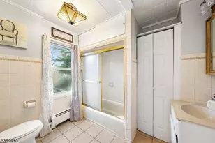 160 W Colfax Ave, Roselle Park, NJ 07204 - Photo 21