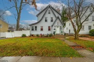 160 W Colfax Ave, Roselle Park, NJ 07204 - Photo 9