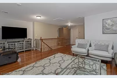 27 Marlin Ave, Pequannock Township, NJ 07440 - Photo 7