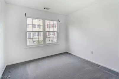 43 Seton Hall Dr, Newark, NJ 07103 - Photo 17