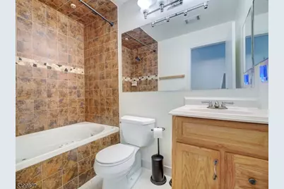 43 Seton Hall Dr, Newark, NJ 07103 - Photo 21