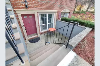43 Seton Hall Dr, Newark, NJ 07103 - Photo 23