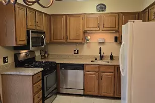 822 Poplar Ct, Raritan Township, NJ 08822 - Photo 3