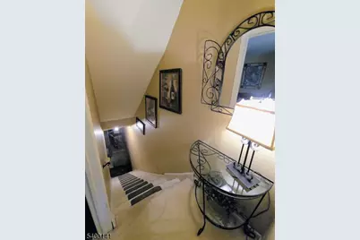 822 Poplar Ct, Raritan Township, NJ 08822 - Photo 19