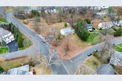 1098 Sunny Slope Dr, Mountainside, NJ 07092 - Photo 13