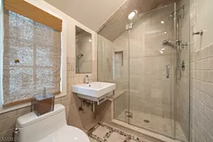215 Upper Mountain Ave, Montclair, NJ 07042 - Photo 19