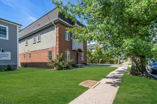 813 N Wood Ave, Linden, NJ 07036 - Photo 5