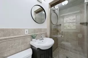 226 Barnert Ave, Totowa, NJ 07512 - Photo 7