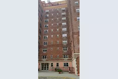 70 S Munn Ave #602, East Orange, NJ 07018 - Photo 17