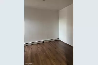 46 Myrtle Ave, Newark, NJ 07107 - Photo 7