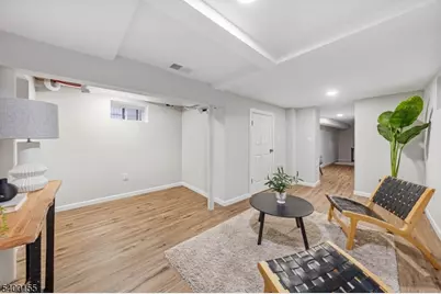 252 N 9th St, Kenilworth, NJ 07033 - Photo 15