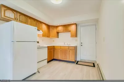 52 Hampton Hse Rd Rt206, Hampton Township, NJ 07860 - Photo 3