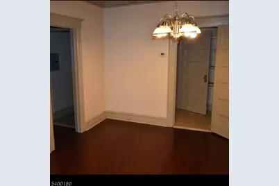 284 Seymour Ave, Newark, NJ 07112 - Photo 13