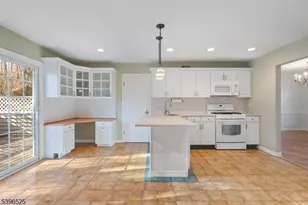 8 Forest Dale Dr, Harding Township, NJ 07960 - Photo 9