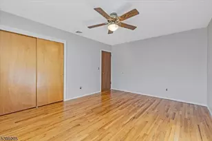 64 Gilbert Ave, Elmwood Park, NJ 07407 - Photo 11