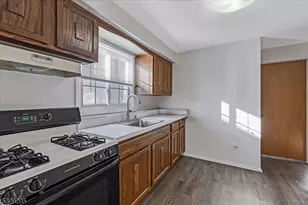 64 Gilbert Ave, Elmwood Park, NJ 07407 - Photo 19