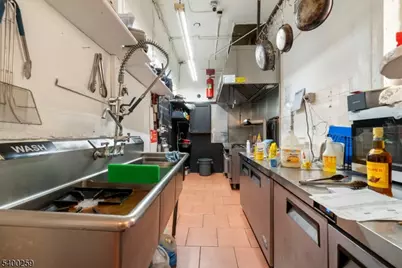 515 Jackson Ave, Elizabeth, NJ 07201 - Photo 25