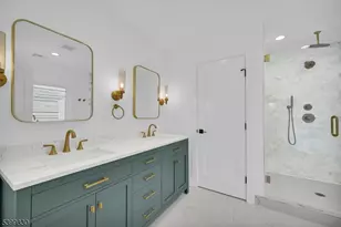 5 Redwood Rd, Livingston, NJ 07039 - Photo 13