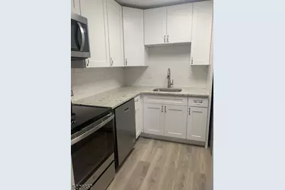 344 Potomac Dr Ondo #344, Bernards Township, NJ 07920 - Photo 5