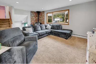 19 Indian Ln, Mount Olive, NJ 07840 - Photo 15