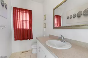 52 Wiley Ct, Parsippany, NJ 07950 - Photo 15