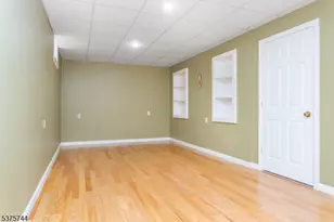 35 Leah Way, Parsippany, NJ 07054 - Photo 25