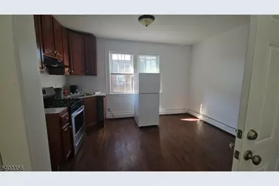 264 Pomona Ave #3, Newark, NJ 07112 - Photo 3
