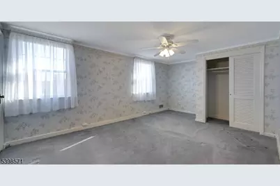 6 Hillside Ave, Cedar Grove, NJ 07009 - Photo 11