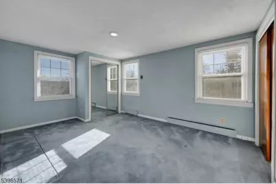 6 Hillside Ave, Cedar Grove, NJ 07009 - Photo 9