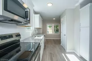 92 Clinton Ave, Mansfield Township, NJ 07865 - Photo 31